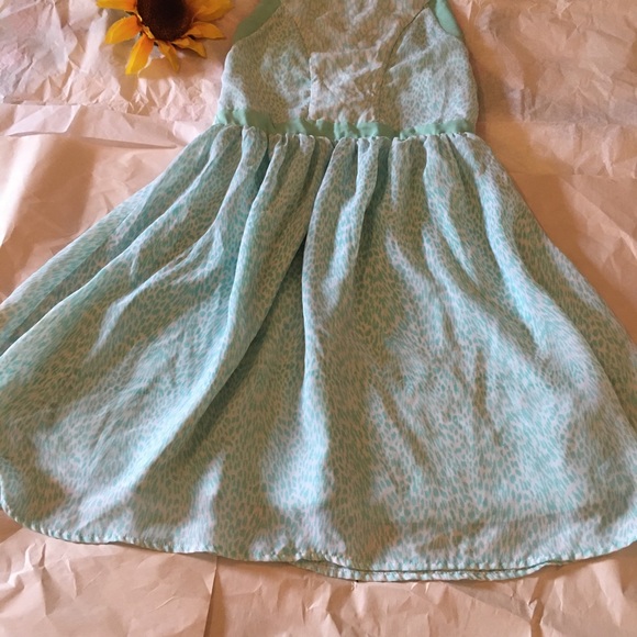 G B Girls Dress - Picture 7 of 9